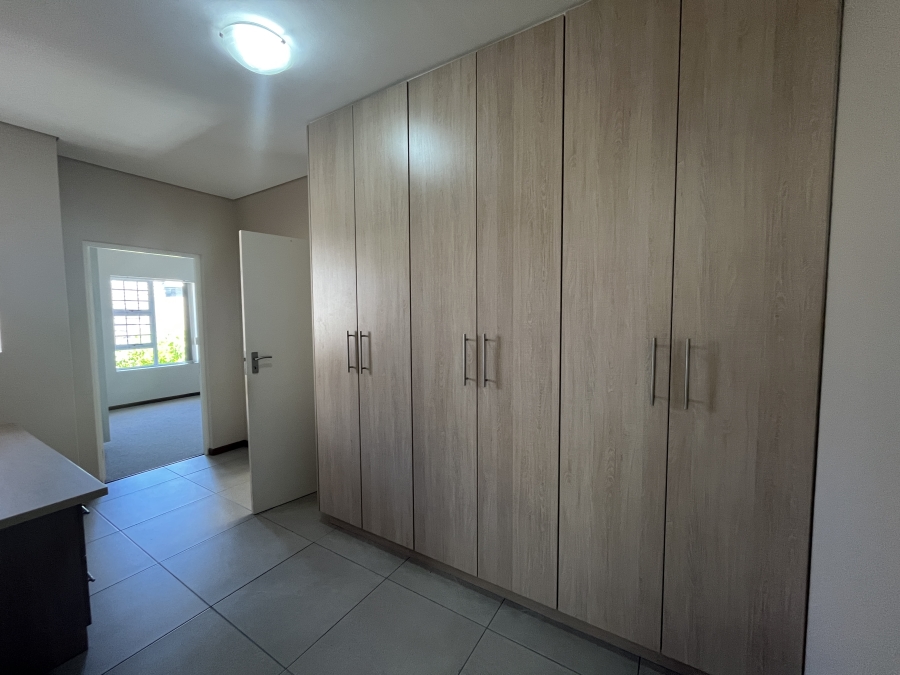 2 Bedroom Property for Sale in Heiderand Western Cape